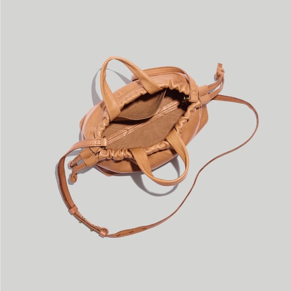 Madewell • The Piazza Mini Crossbody Bag - Picture 2 of 8